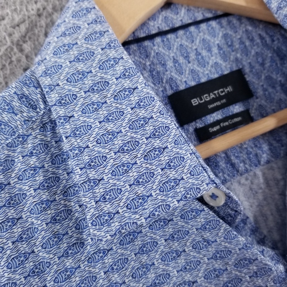 Bugatchi Shirt Mens Medium Blue Fish Print Shaped Fit Textured Seersucker Cotton